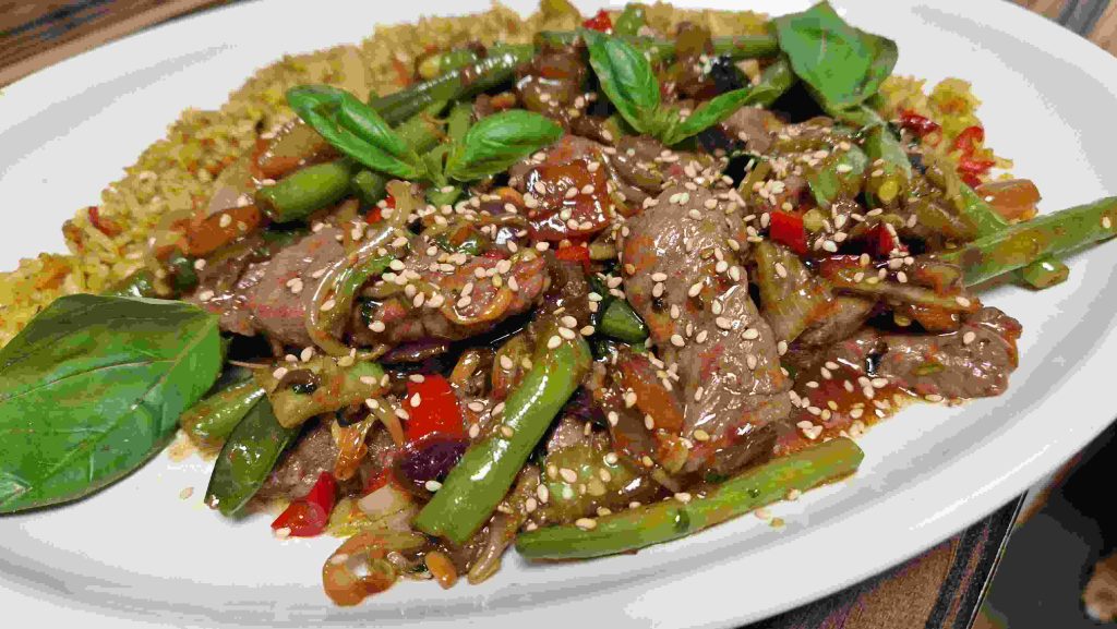 Thaise beef met basilicum Phad Krapao zelf maken