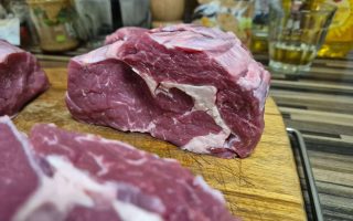 Ribeye. Misschien wel het lekkerste stukje rundvlees.